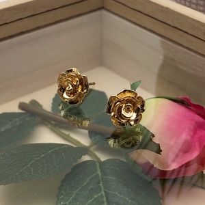 MINI ROSE STUD EARRINGS